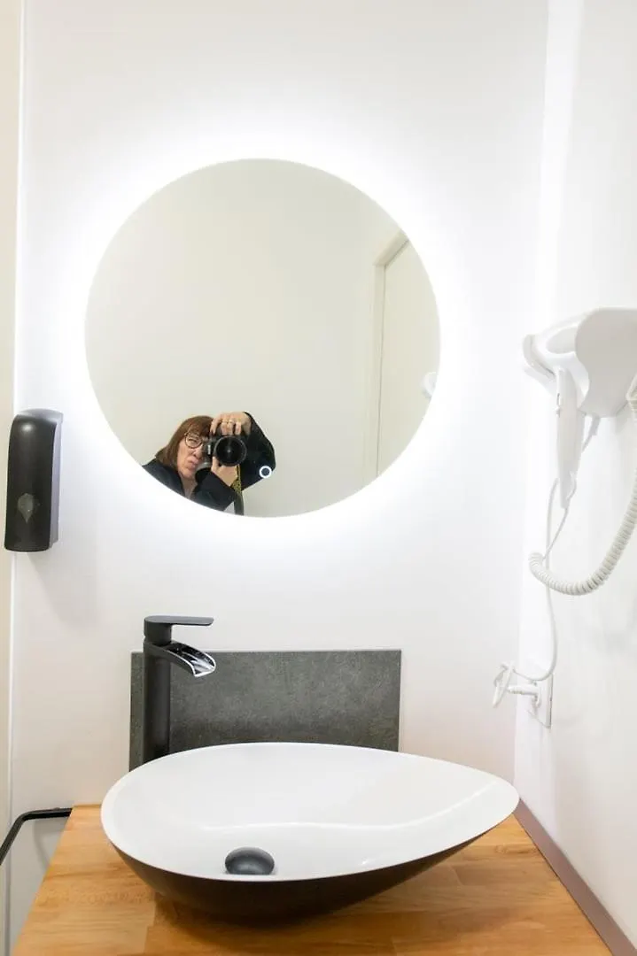 Apartment Suite Kella Tassin - Beau Studio Renove France